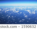 在太平洋上空 1590632