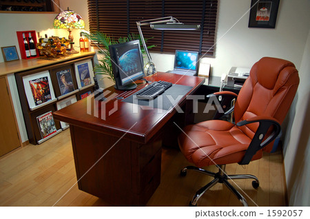 Study / Computer Room or President's Office Study / Computer Room or President's Office 1592057