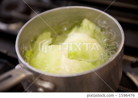 白菜煮熟了 1596476