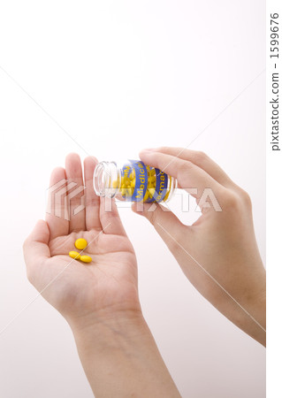 Take the tablets 1599676