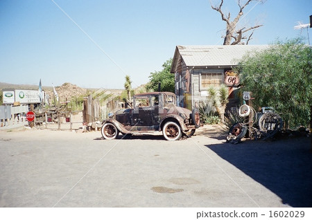 舊車/ 66號公路/亞利桑那州 1602029