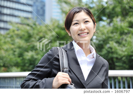 newcomer, new employee, business woman 1606797