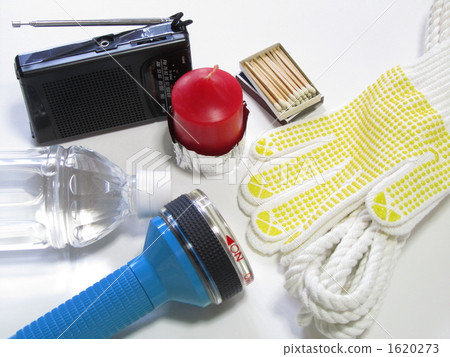 Disaster prevention goods [Disaster prevention image] [Simple/white background] 1620273