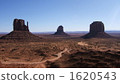 Full view of Monument Valley 1620543