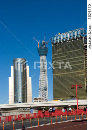 Watch a sky tree from Azumabashi 1624280