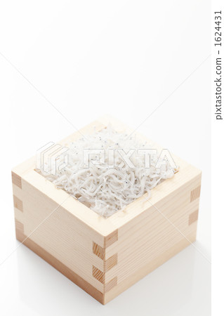 Shirasu dried in a bowl 1624431