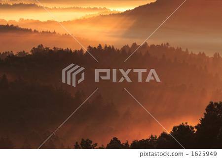 Kanelan Pass早晨01 1625949