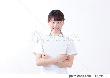 有文件的女性護士 1629519