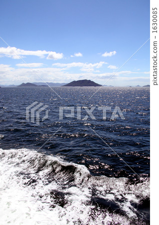 Wave splash Shodoshima boat 1630085