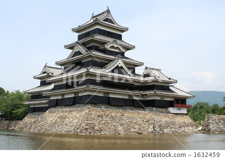National Treasure Matsumoto Castle, Matsumoto City, Nagano Prefecture National Treasure Matsumoto Castle, Matsumoto City, Nagano Prefecture 1632459