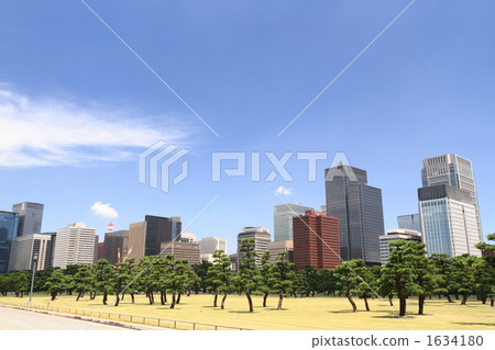 Marunouchi's building district 1634180