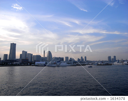 osanbashi pier, evening, bay 1634378