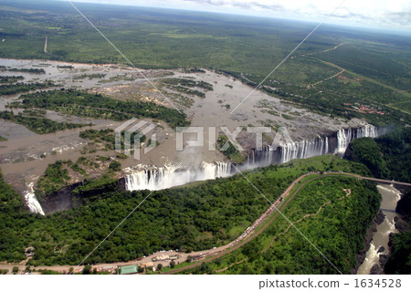 Victoria Falls 1634528