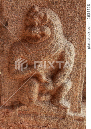 Pillar sculptures of Hampi remains Pillar sculptures of Hampi remains 1635528