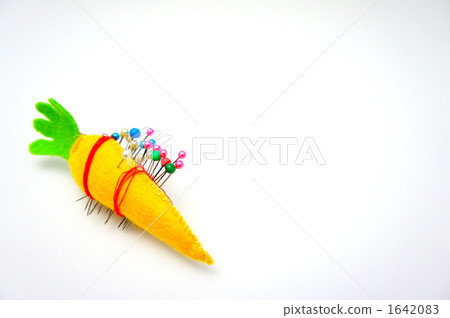Carrots needle and needle 1642083