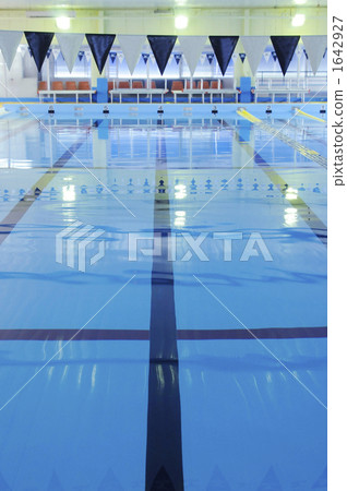 Indoor swimming pool 1642927