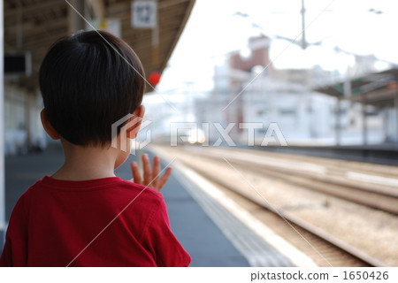 Boys to see off the bullet train Boys to see off the bullet train 1650426