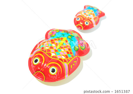 Showa Retro tinplate goldfish parent and child. 1651387
