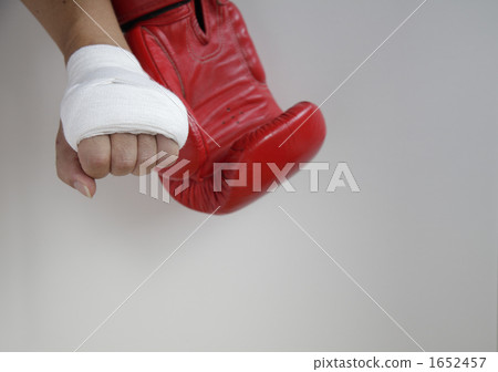 Hand and glove Hand and glove 1652457