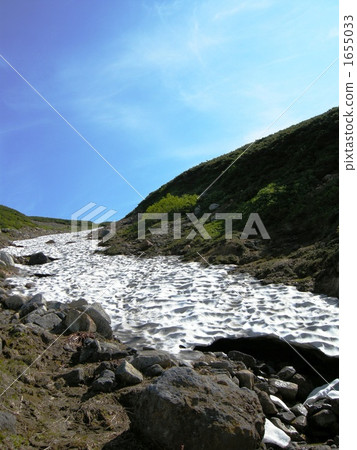 View from the rocky moss of Yununori Yakushiyake 1655033