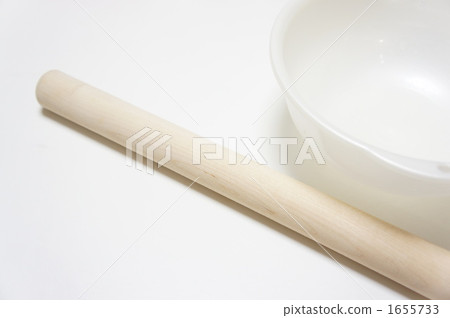 Rolling bar and ball 1655733