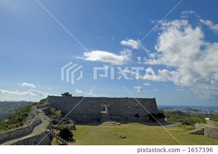 Nakagusuku castle toy 1657396