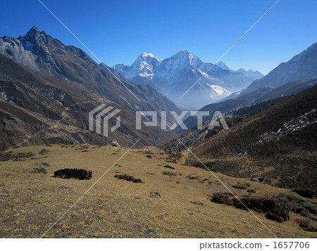 從Matchello附近的山頂 從Matchello附近的山頂 1657706