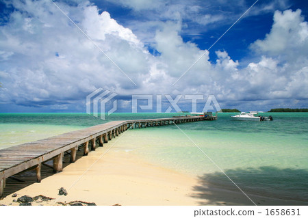 星象島 因島嶼形狀貌似星狀而命名。唯一的交通工具就是船隻 碼頭 1658631