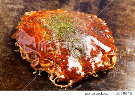 Hiroshima style okonomiyaki 1659948