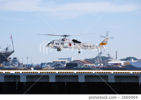 SH-60J landing! SH-60J landing! 1660904