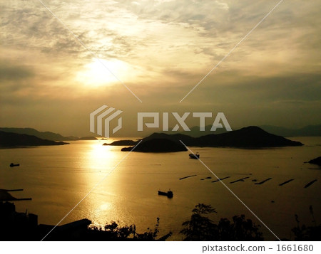 Seto Inland Sea of the sunset 1661680