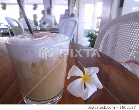 Coffee Break in Tropical Country Coffee Break in Tropical Country 1663187