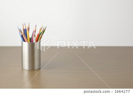 彩色鉛筆 鉛筆夾 複數 1664277