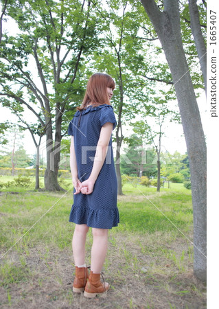 女大學的肖像 1665407