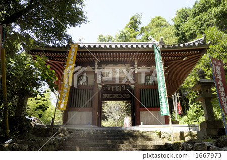 Buddhist architecture mountain gate 1667973