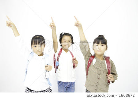 elementary student, primary school child, primary school student 1668672