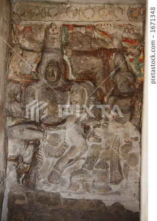 Kailashanatha temple precincts Kailashanatha temple precincts 1671348