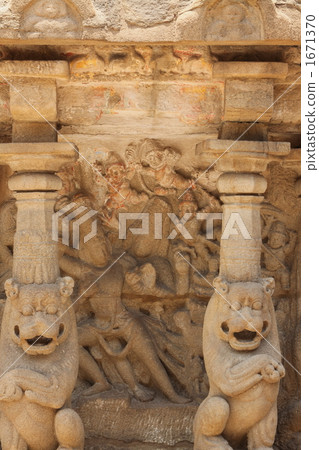 Kailashanatha temple precincts 1671370