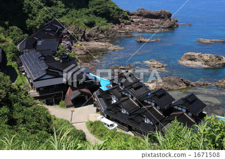 Unexplored inn 1671508