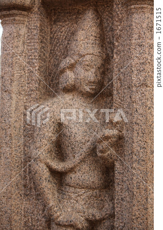 Five Latti wall sculptures 1671515