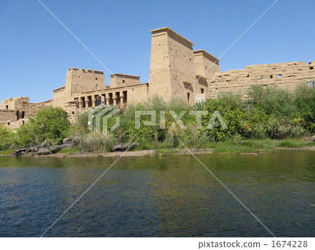 Temple of Isis in the Nile of the Nile Temple of Isis in the Nile of the Nile 1674228