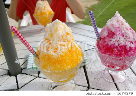 shaved ice shaved ice 1674579