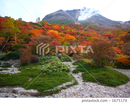 Spectacular view of Nasu volcano Spectacular view of Nasu volcano 1675178