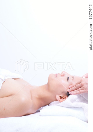 Esthetic image Esthetic image 1677445