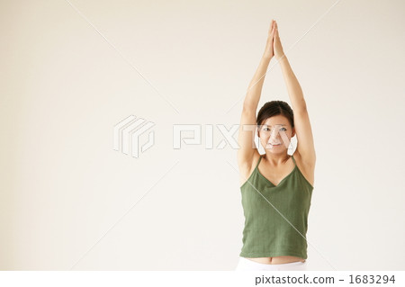 yoga     1683294