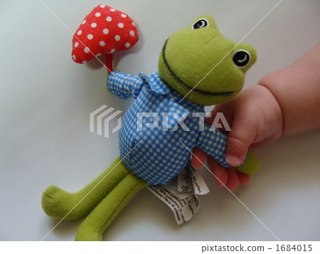 Plush toy and baby 1684015