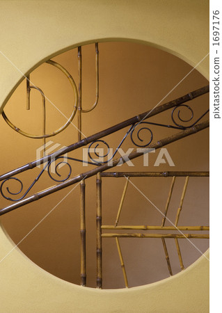 Japanese-style round window 1697176