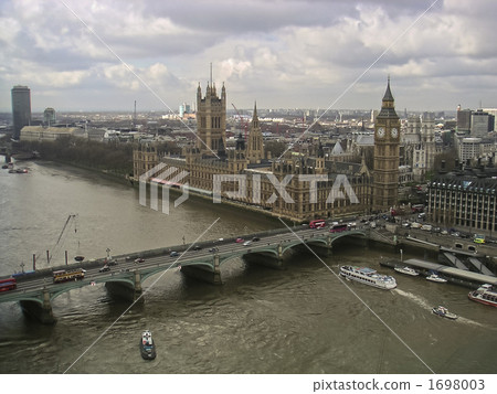 The Westminster Palace seen from the sky and the Thames river 1698003