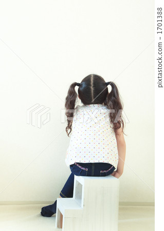 kid, younger, female 1701388