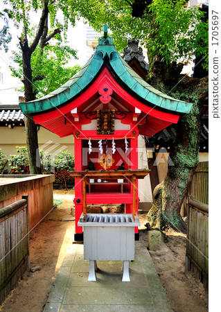 A shrine 1705697